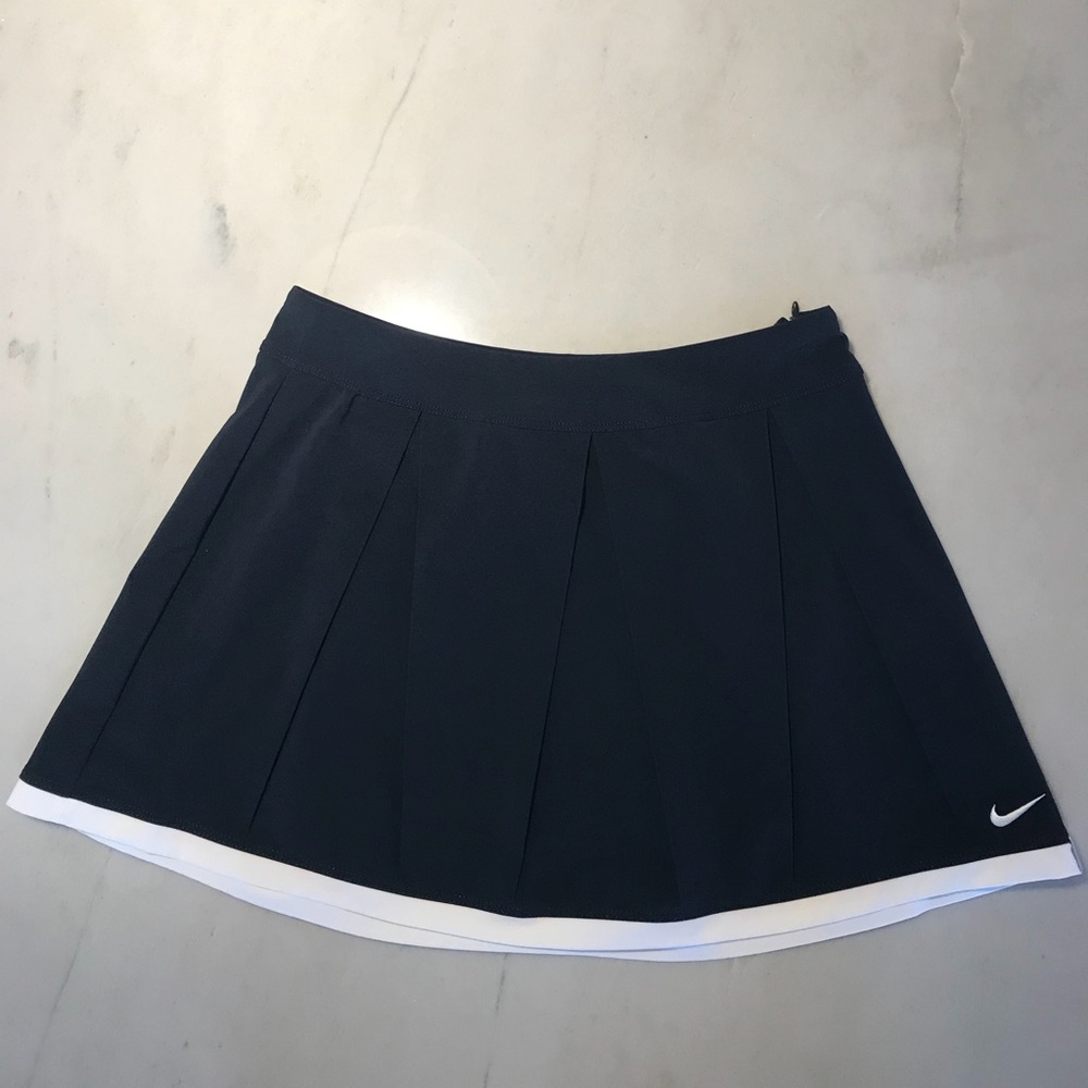 Nike Women’s Navy Tennis Skirt Sz XS